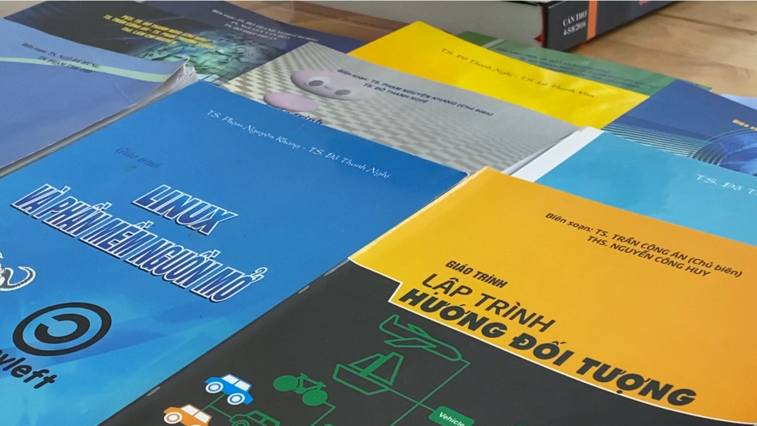 Khoa Mạng máy tính và Truyền thông